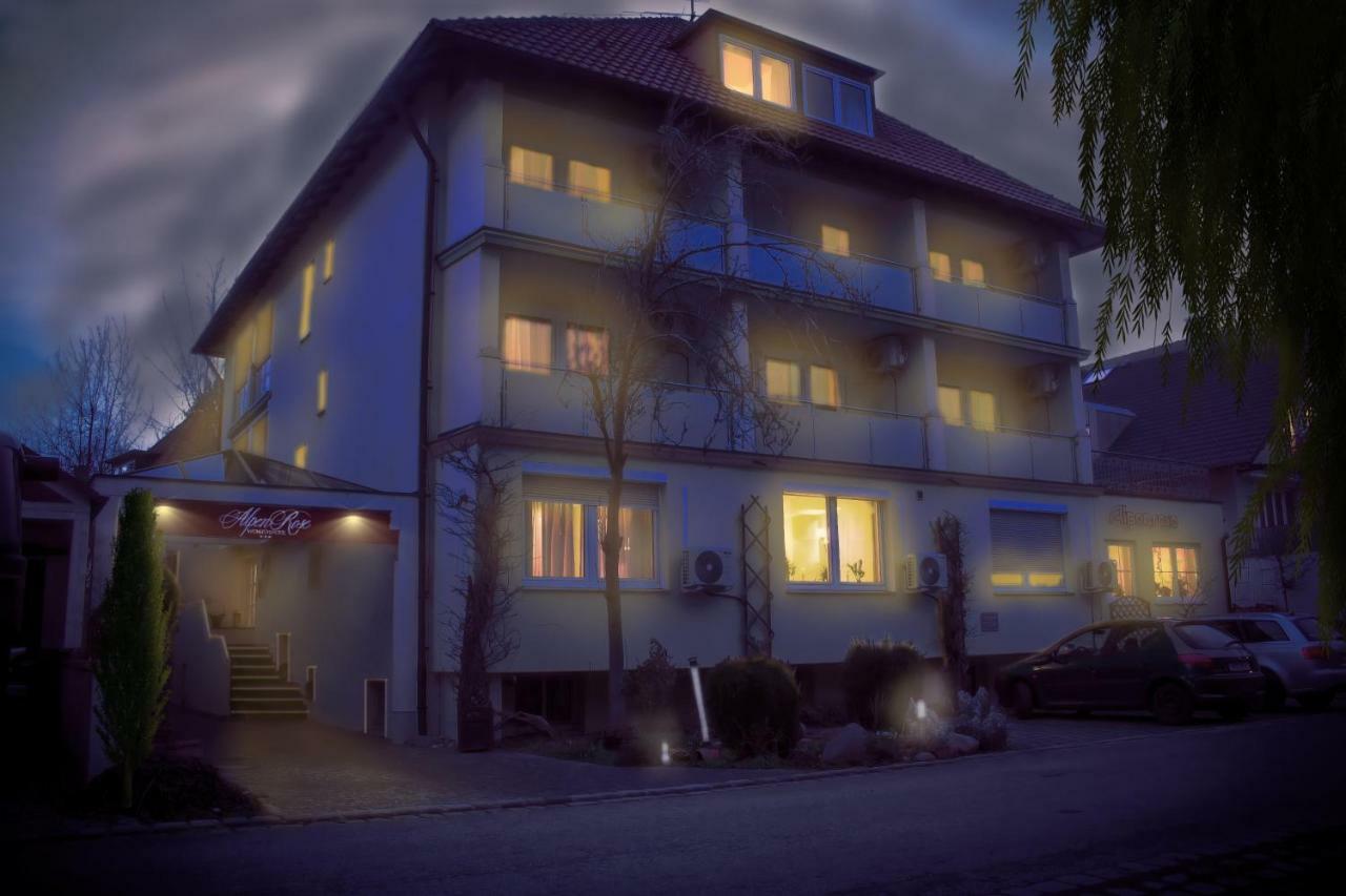 Alpenrose Hotel 3*
